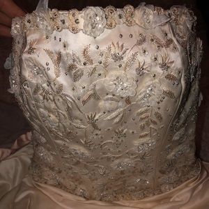 Wedding Gown, Headpiece and Veil!